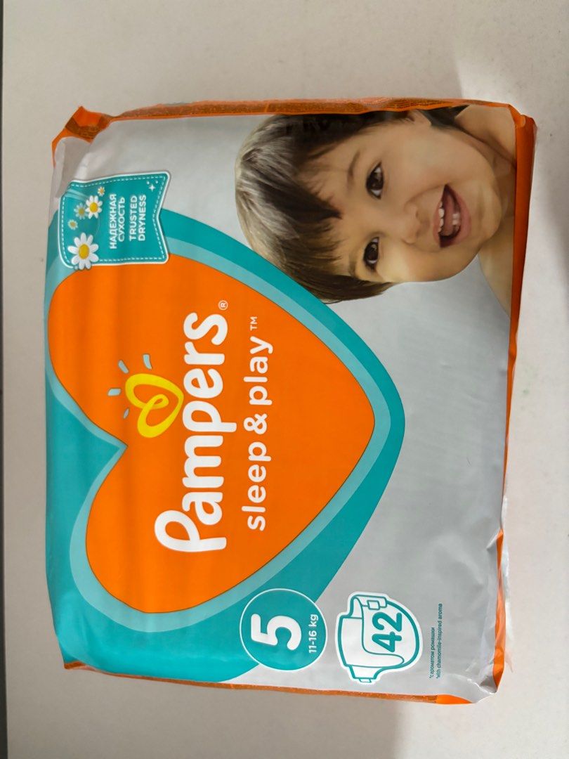 uch pampers sleep and play 5