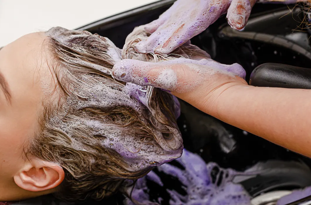 fioletowy szampon na odrosty